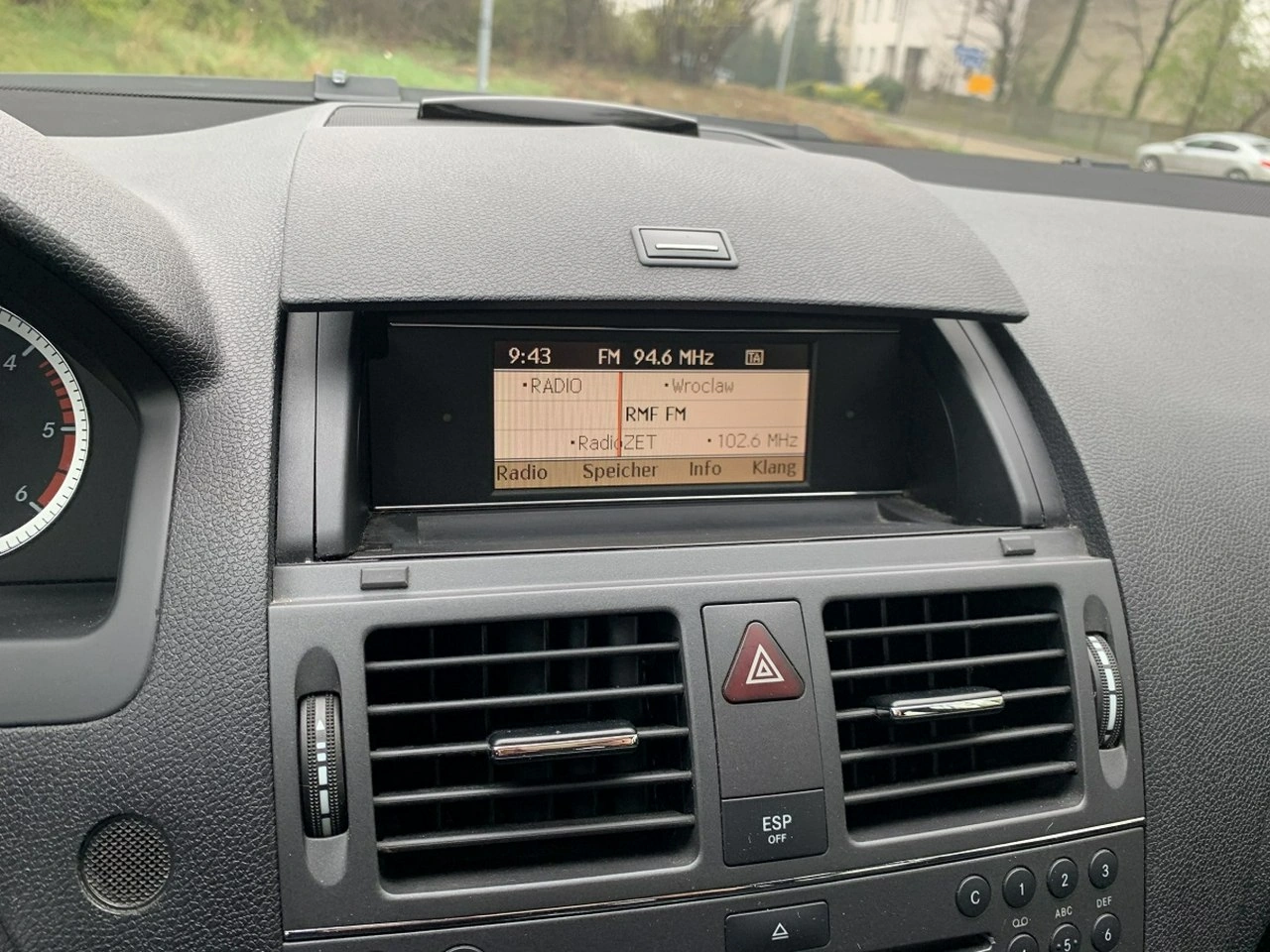 Mercedes C 200 - Zdjęcie 12