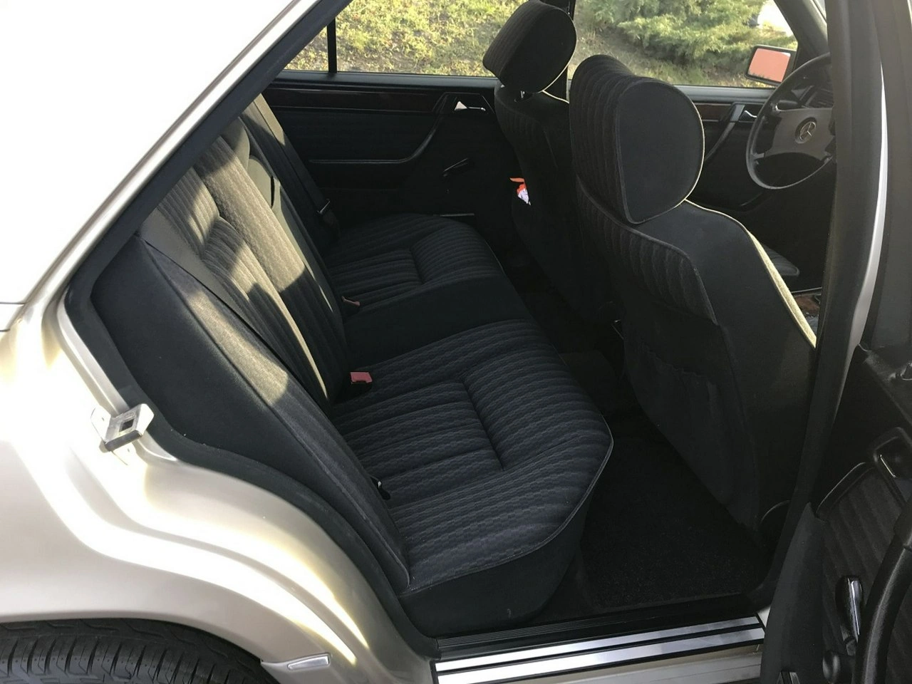 Mercedes W124 - Zdjęcie 10