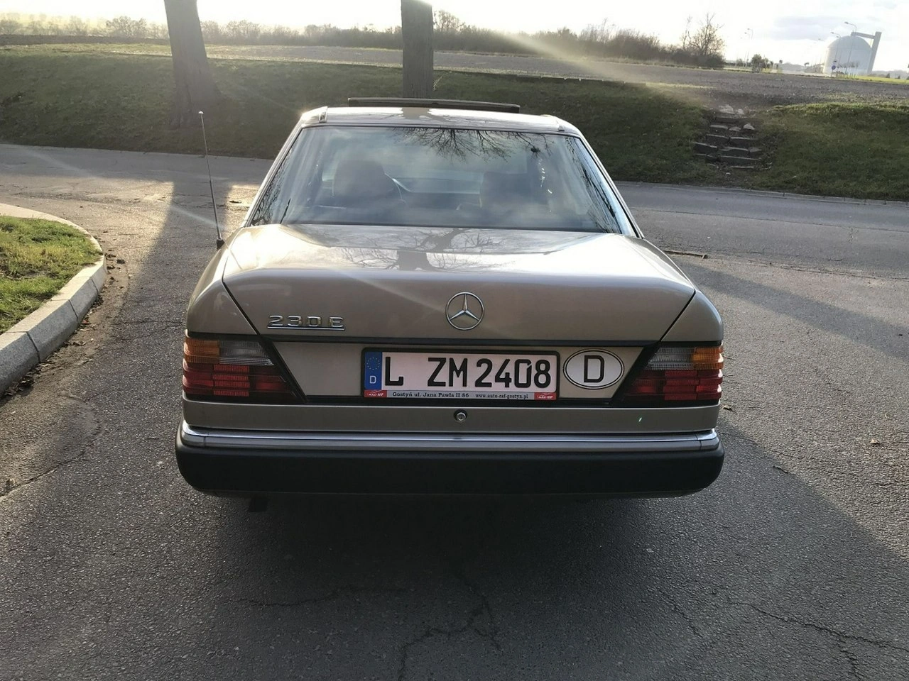 Mercedes W124 - Zdjęcie 6