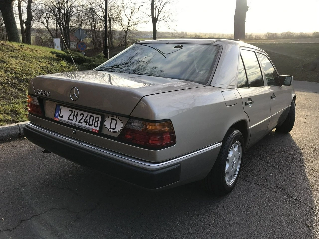 Mercedes W124 - Zdjęcie 7