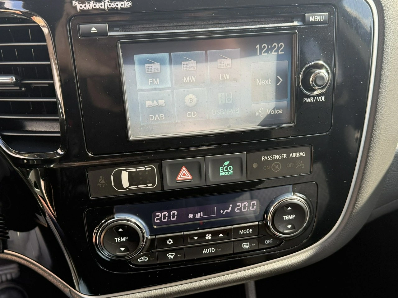 Mitsubishi Outlander - Zdjęcie 13