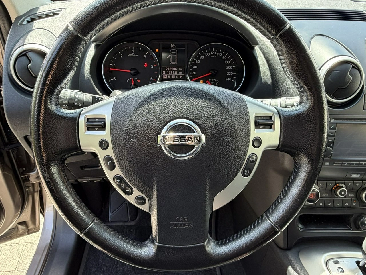 Nissan Qashqai - Zdjęcie 11