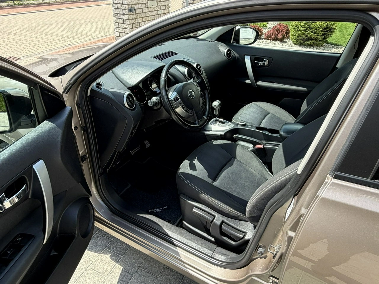 Nissan Qashqai - Zdjęcie 8