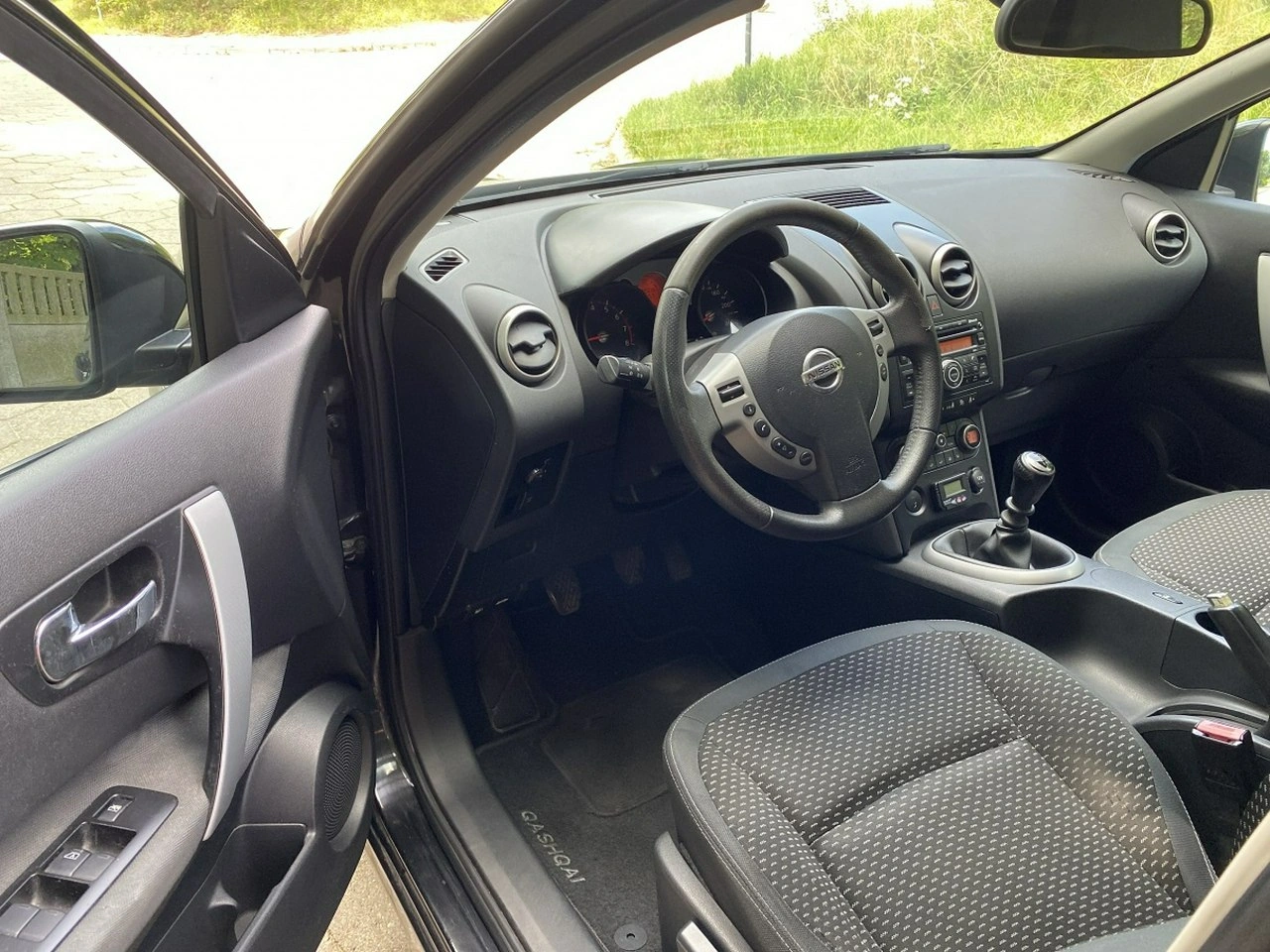 Nissan Qashqai - Zdjęcie 10