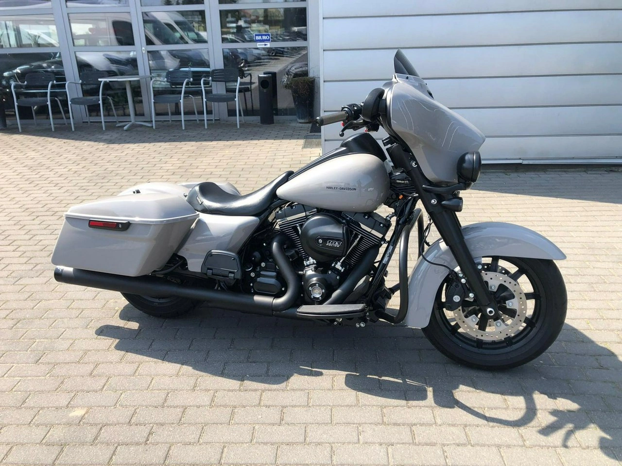 Harley-Davidson FLH Electra Glide - Główne zdjęcie