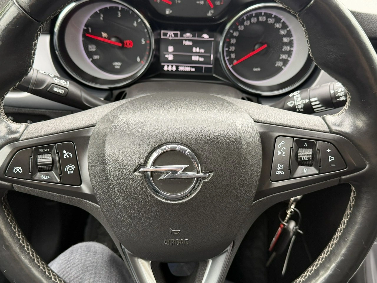 Opel Astra - Zdjęcie 10