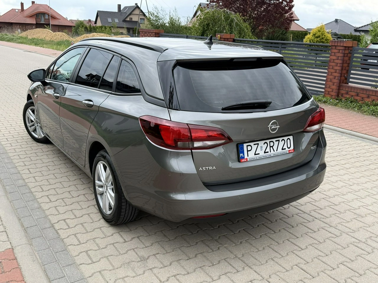 Opel Astra - Zdjęcie 3