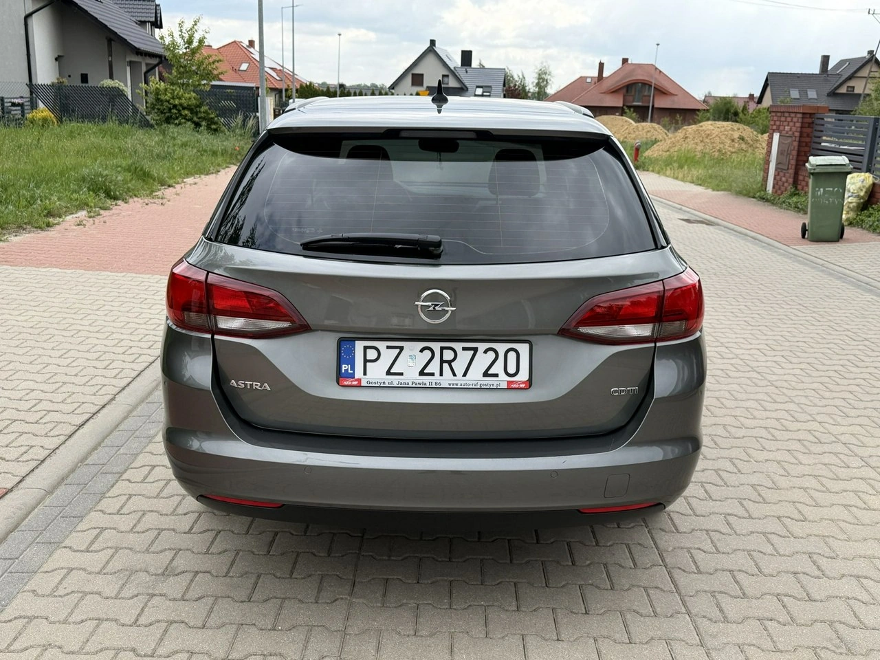 Opel Astra - Zdjęcie 4