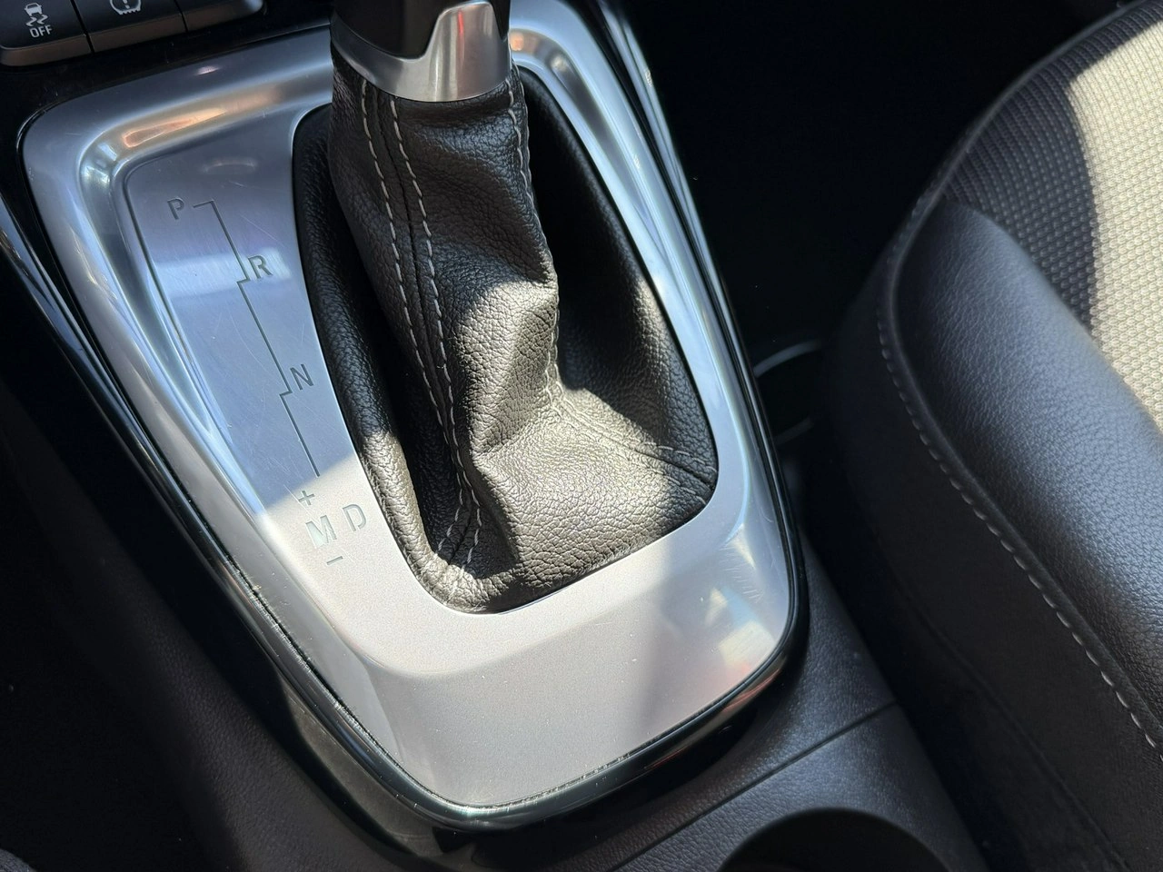 Opel Crossland X - Zdjęcie 11