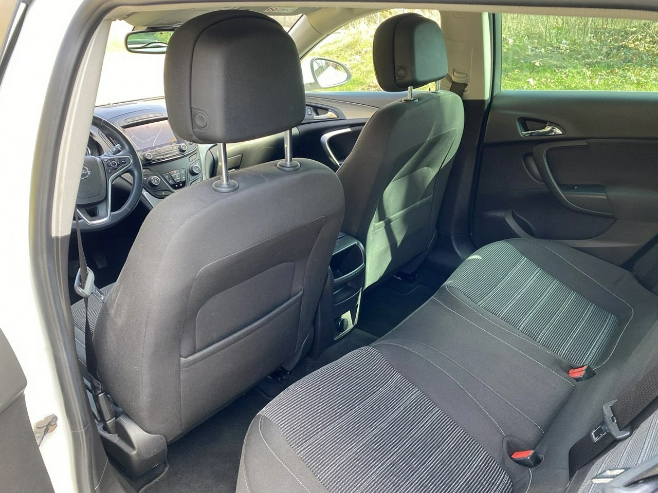 Opel Insignia - Zdjęcie 9