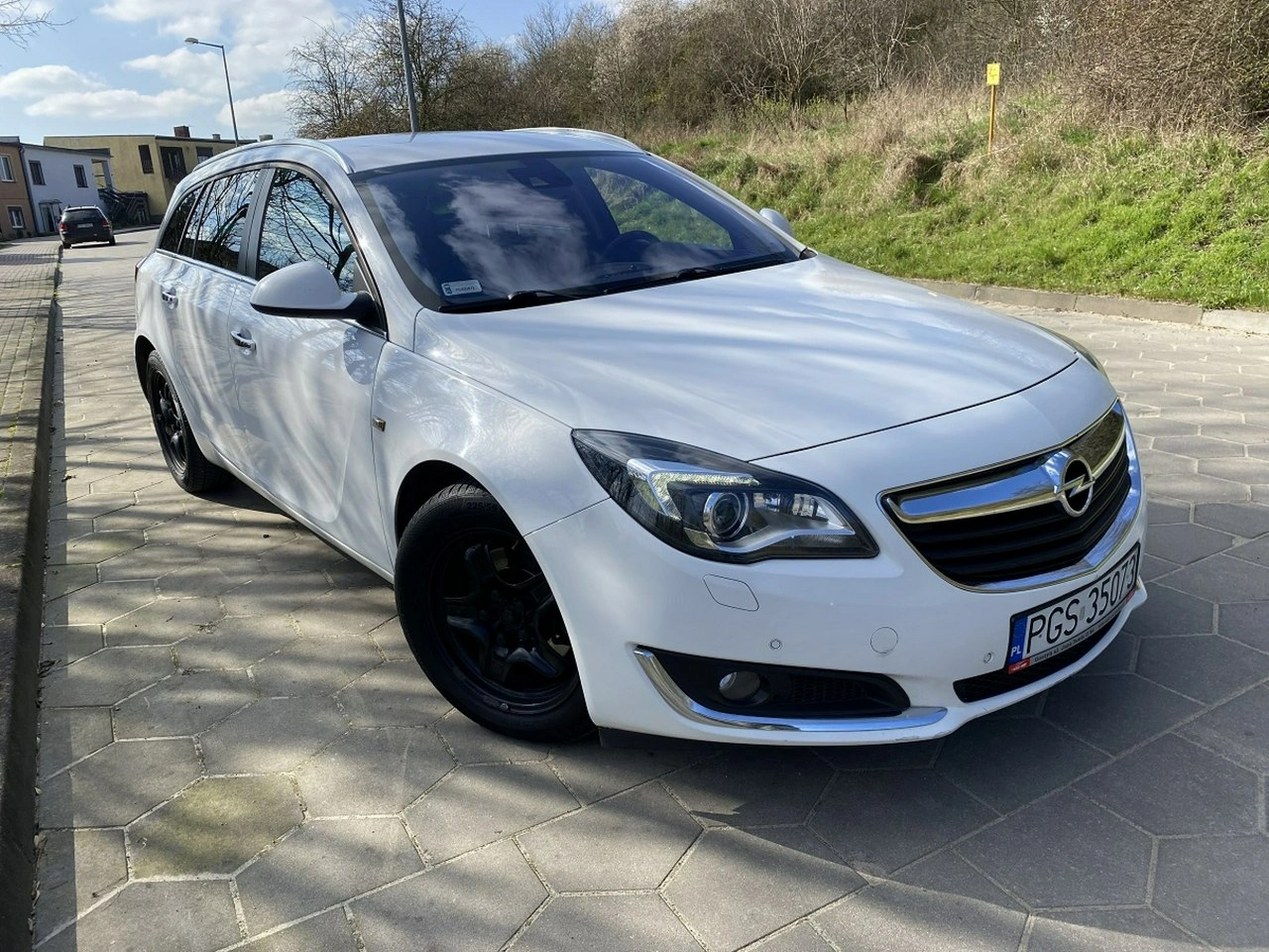 Opel Insignia - Główne zdjęcie