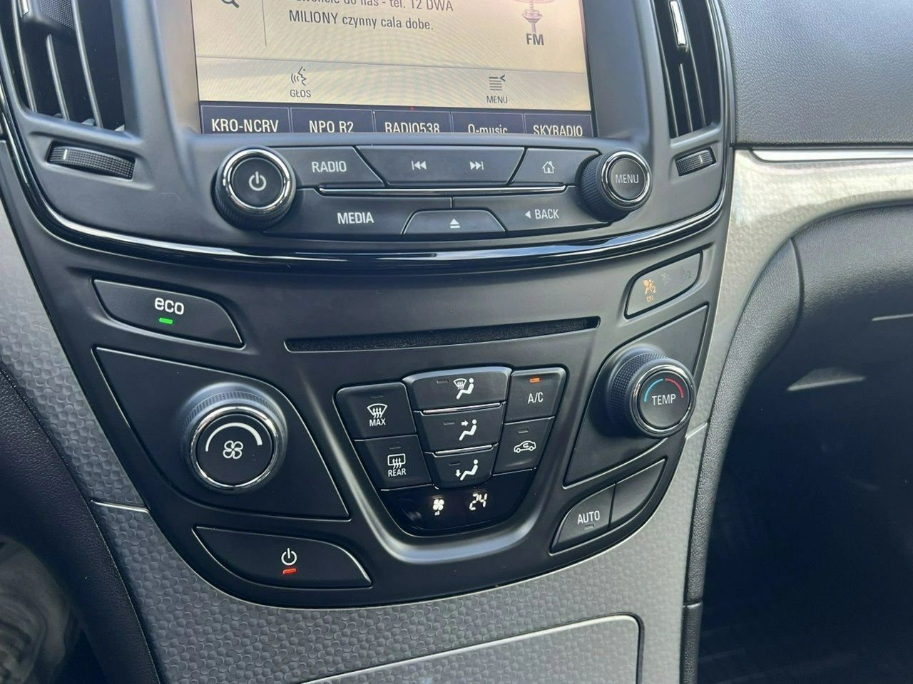 Opel Insignia - Zdjęcie 11
