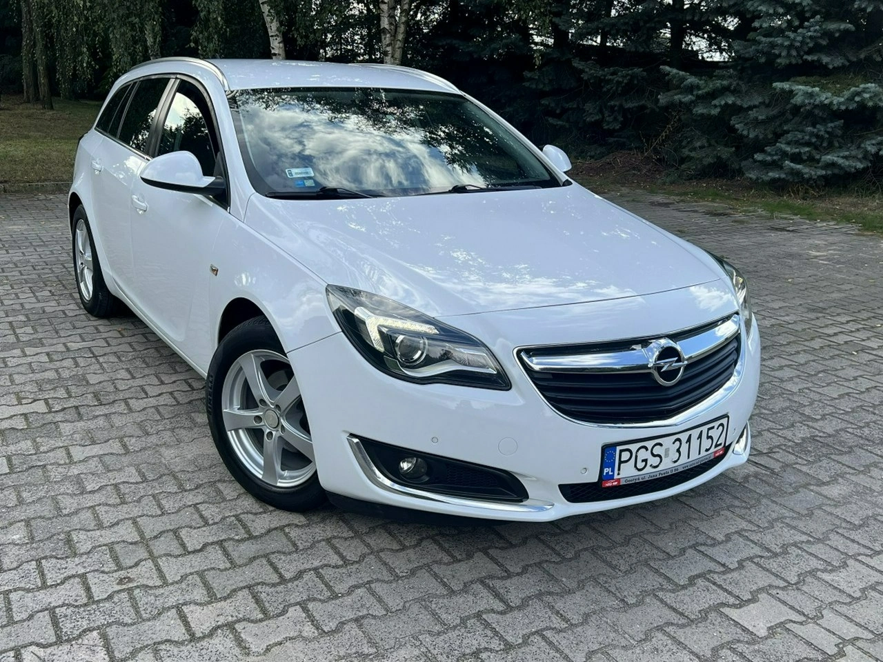 Opel Insignia - Główne zdjęcie