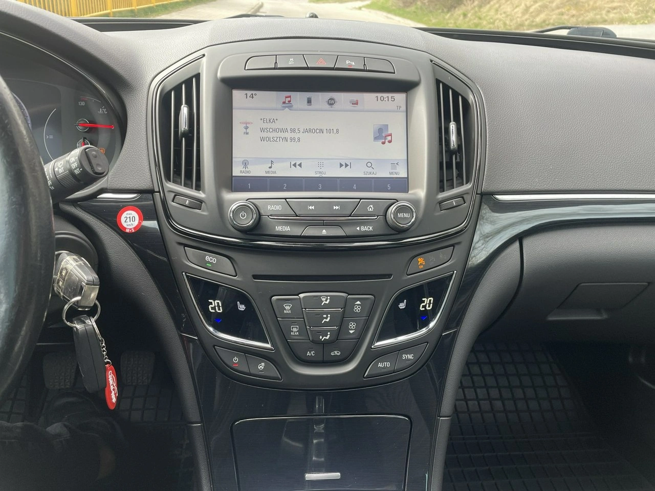 Opel Insignia - Zdjęcie 14