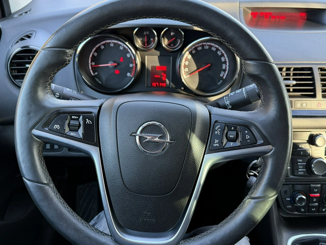 Opel Meriva - Zdjęcie 10