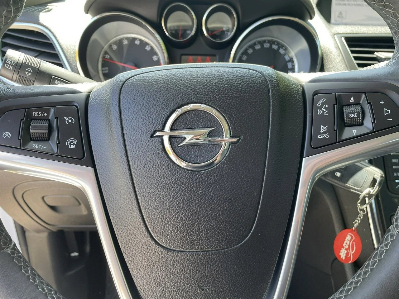 Opel Mokka - Zdjęcie 13