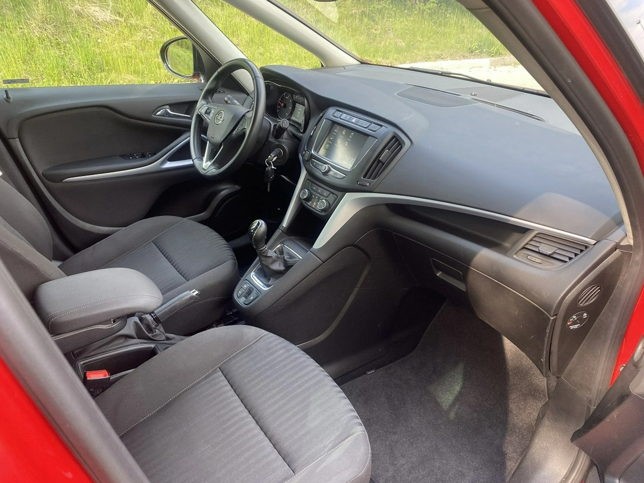 Opel Zafira - Zdjęcie 8