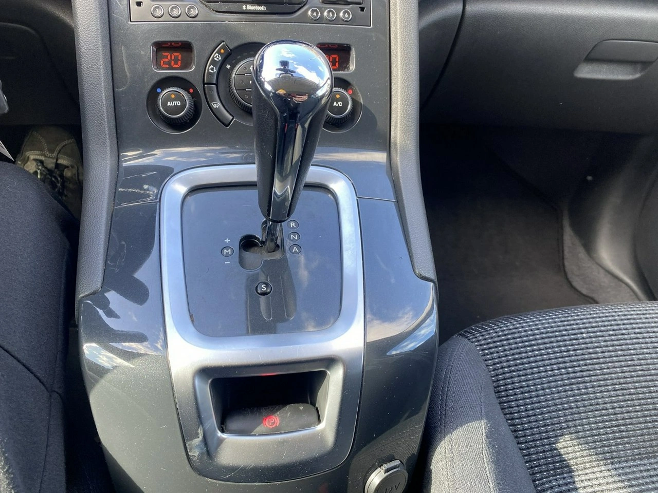 Peugeot 5008 - Zdjęcie 14