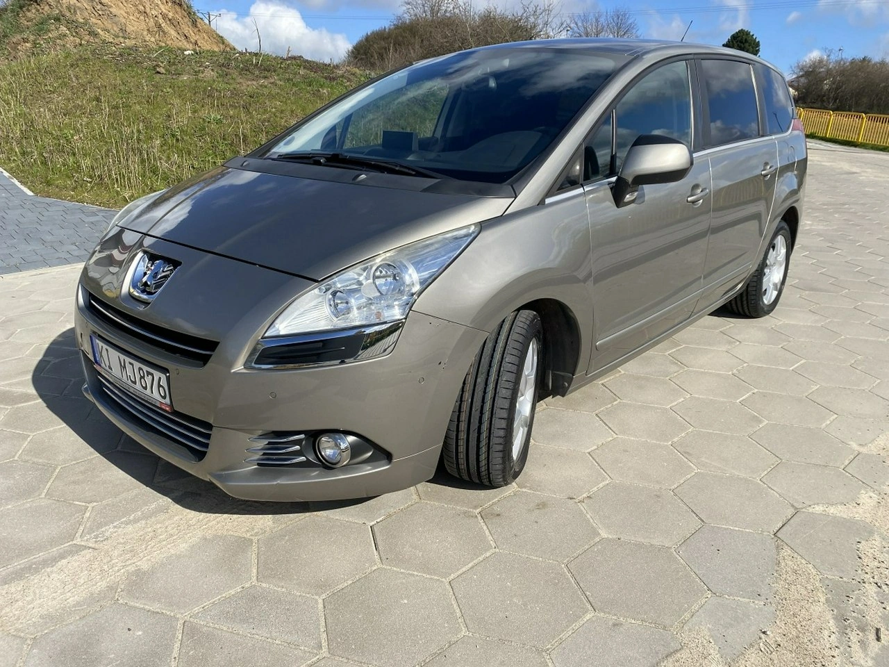 Peugeot 5008 - Zdjęcie 2