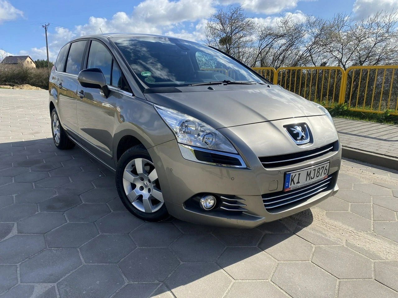 Peugeot 5008 - Główne zdjęcie