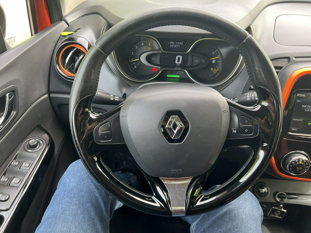 Renault Captur - Zdjęcie 10