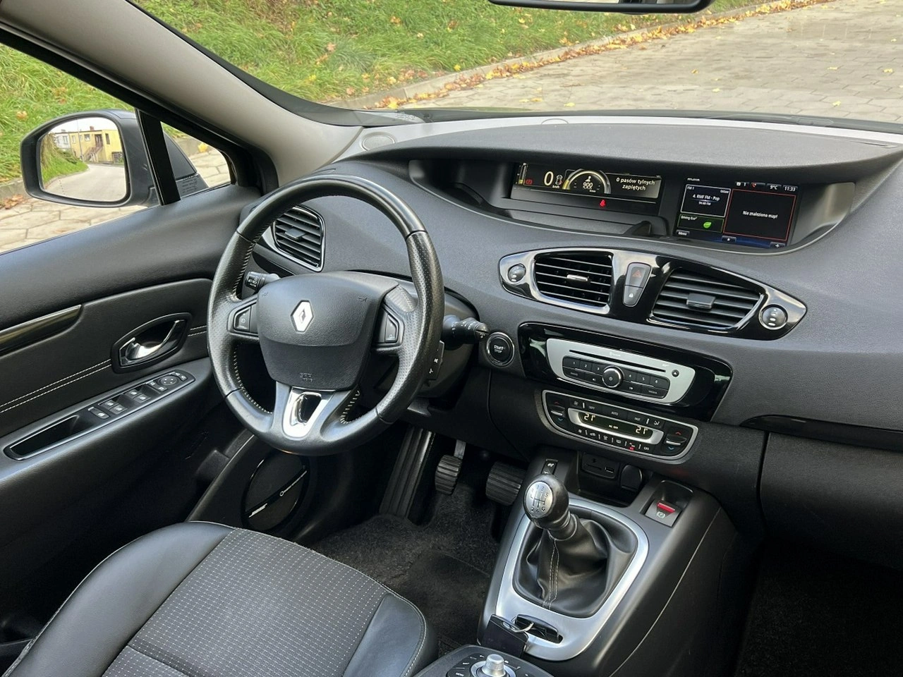 Renault Grand Scenic - Zdjęcie 9