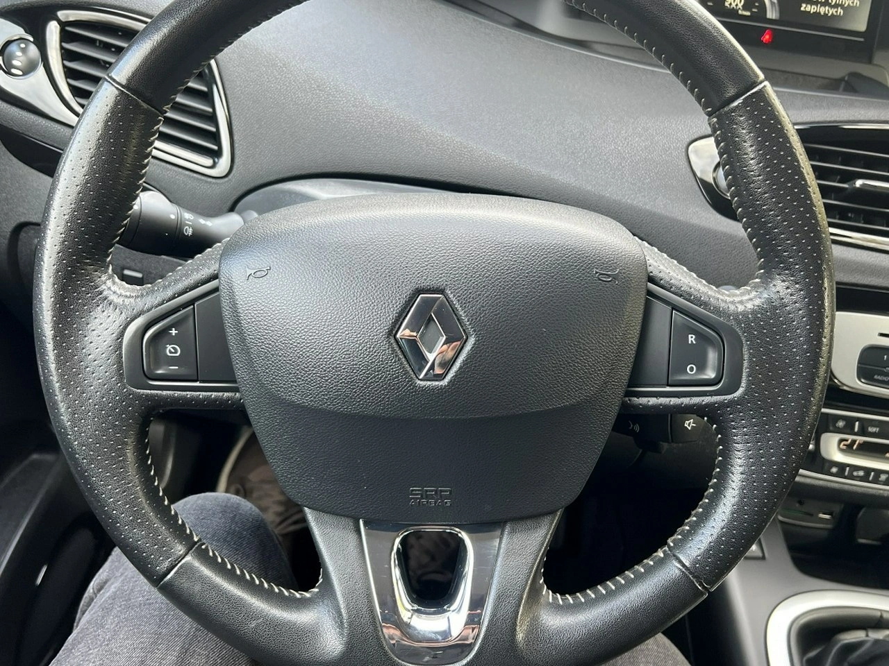 Renault Grand Scenic - Zdjęcie 13