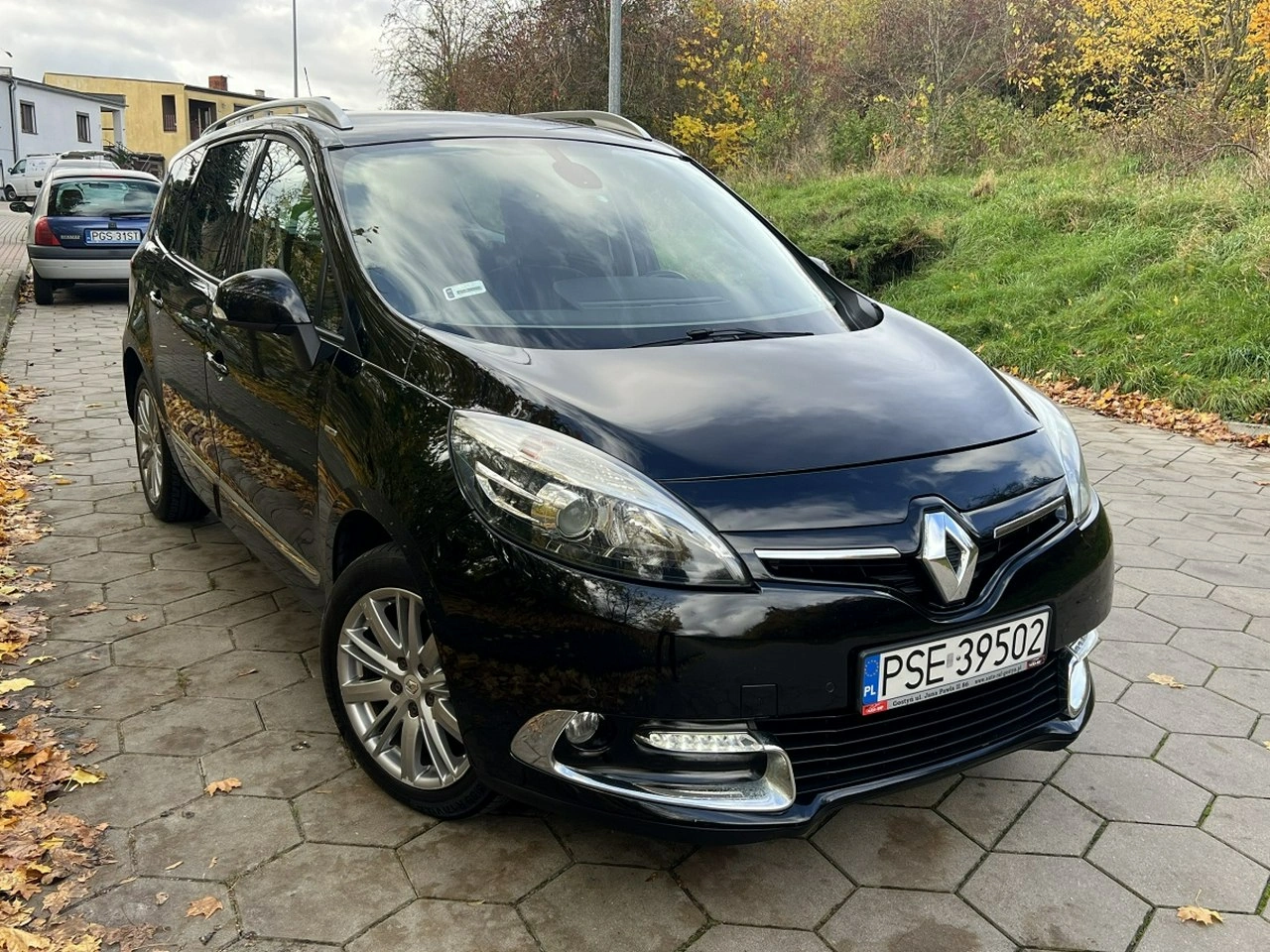 Renault Grand Scenic - Główne zdjęcie