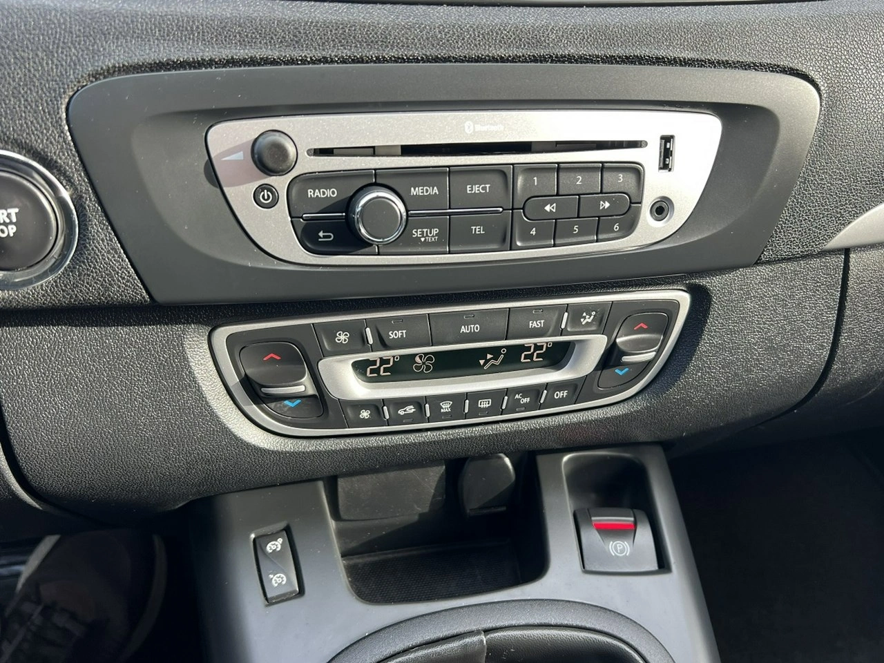 Renault Scenic - Zdjęcie 14