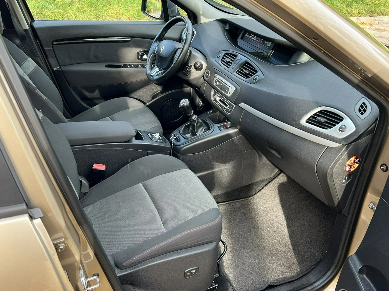 Renault Scenic - Zdjęcie 6