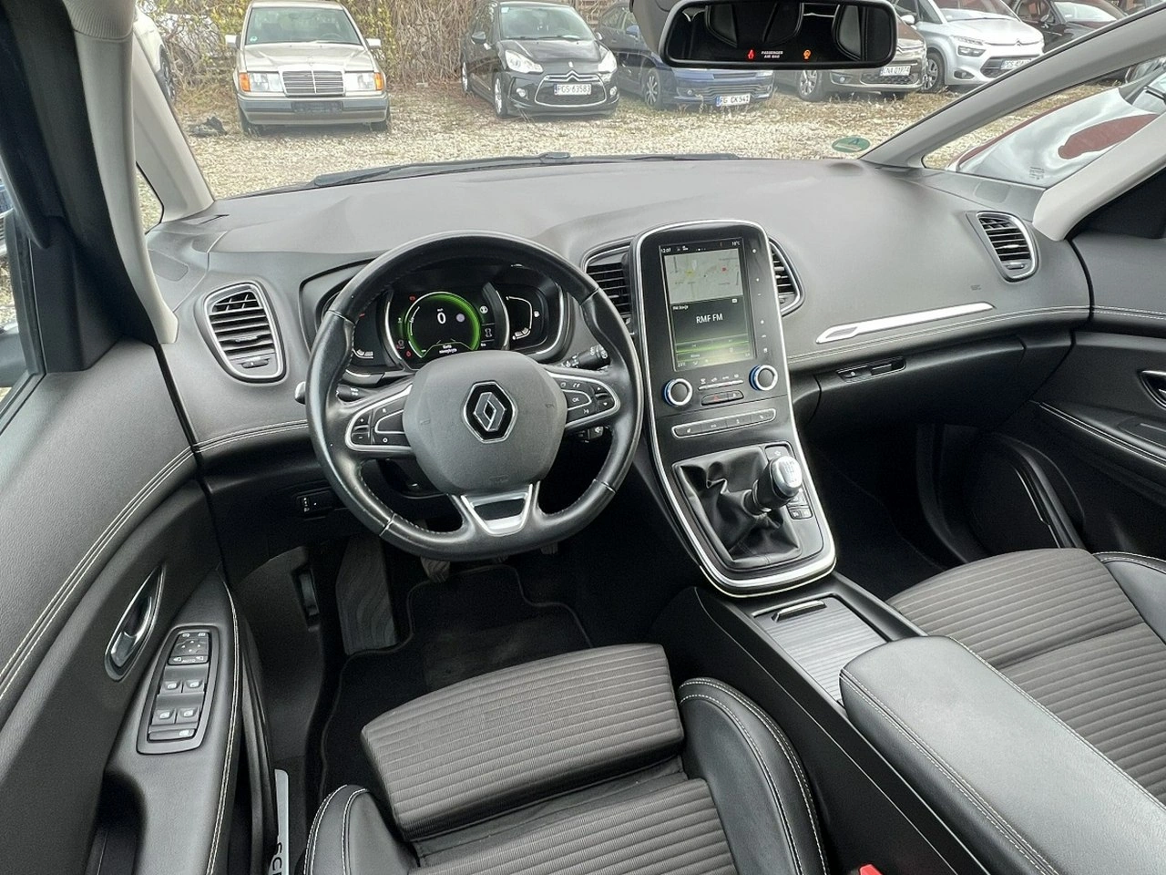 Renault Scenic - Zdjęcie 8