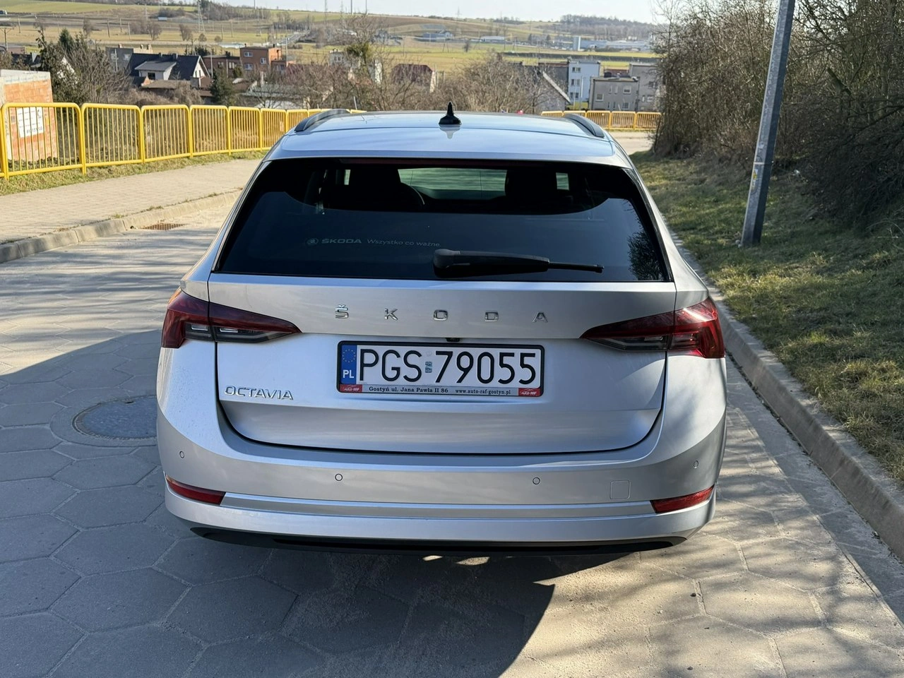 Skoda Octavia - Zdjęcie 4