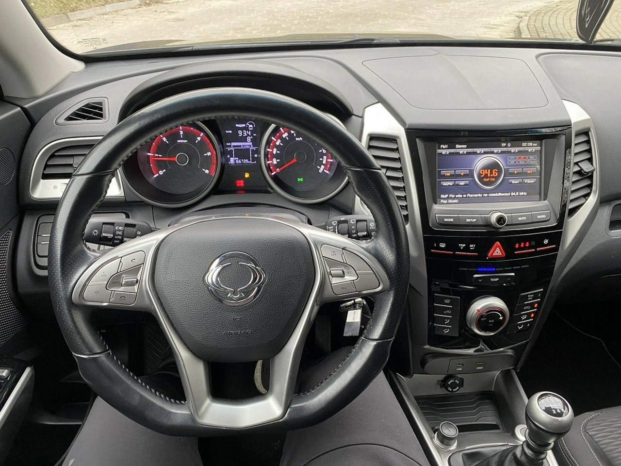 SsangYong Tivoli - Zdjęcie 11