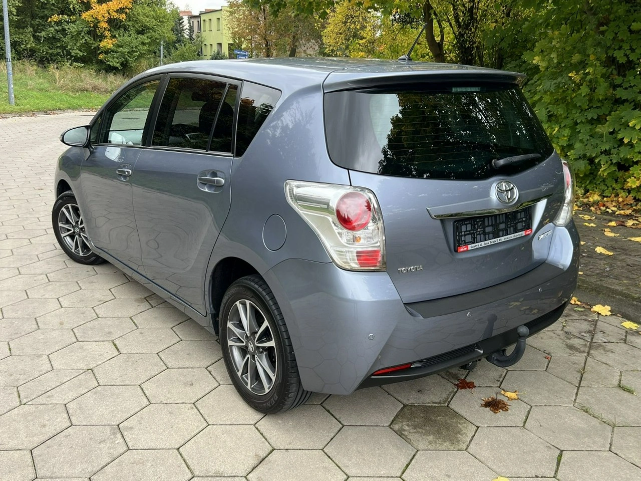 Toyota Verso - Zdjęcie 3