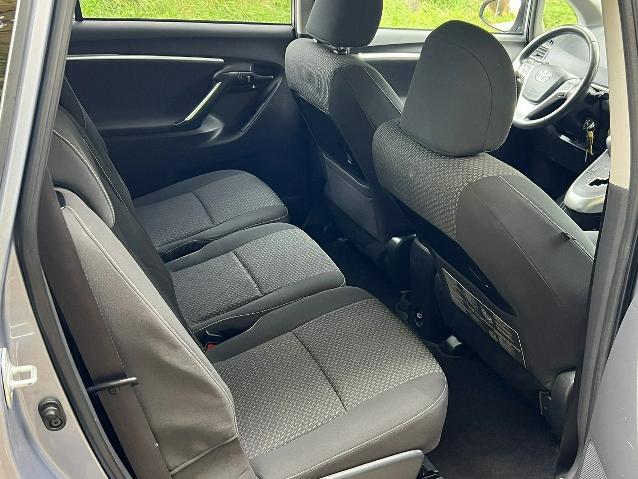 Toyota Verso - Zdjęcie 6