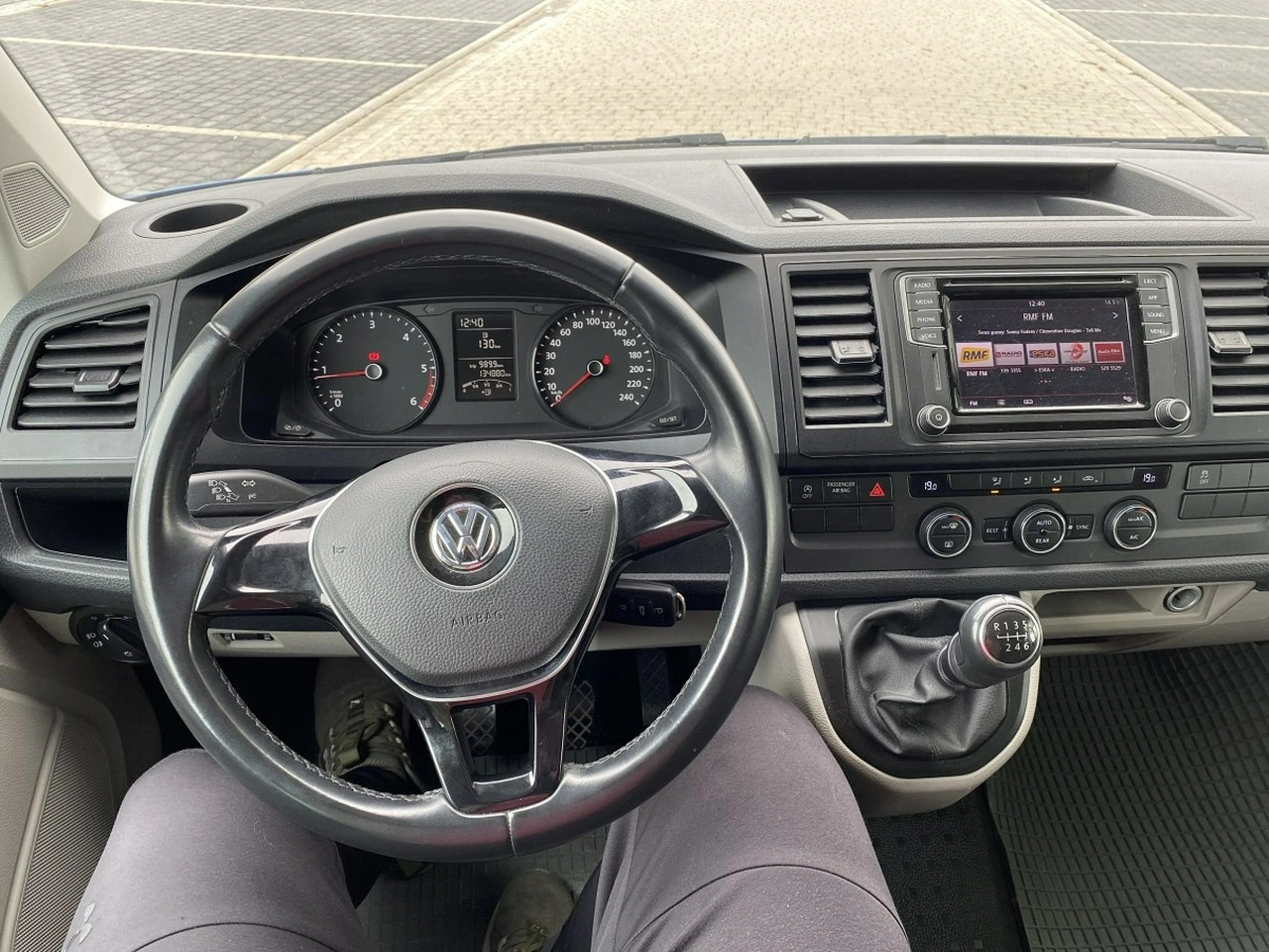 Volkswagen Caravelle - Zdjęcie 10