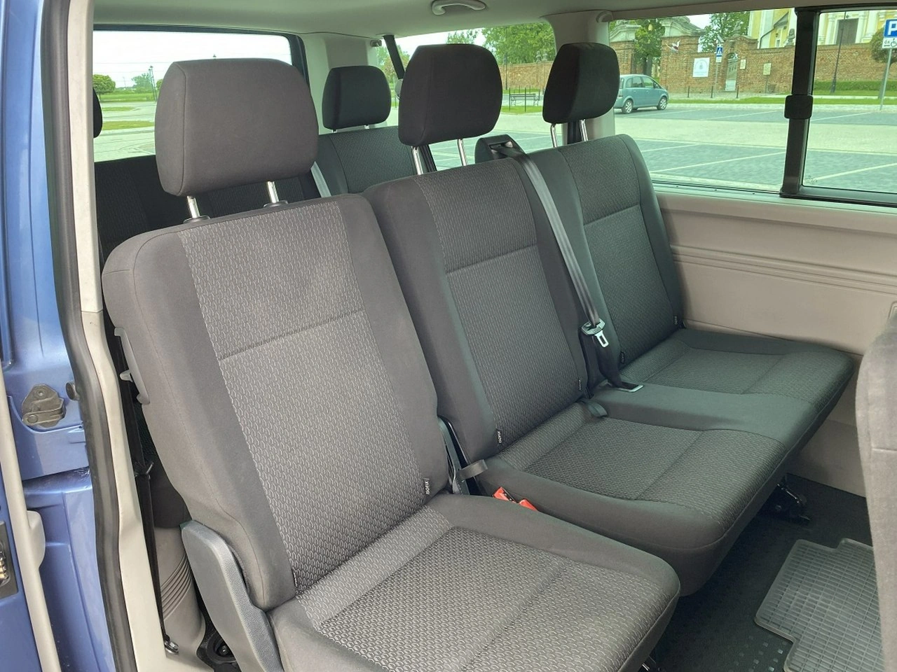 Volkswagen Caravelle - Zdjęcie 7