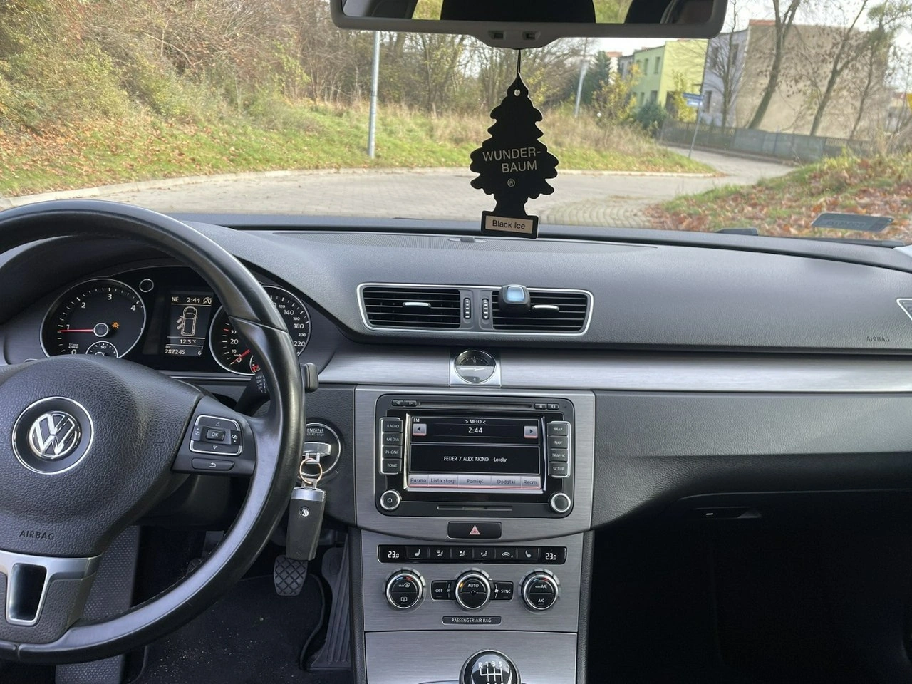 Volkswagen Passat - Zdjęcie 8