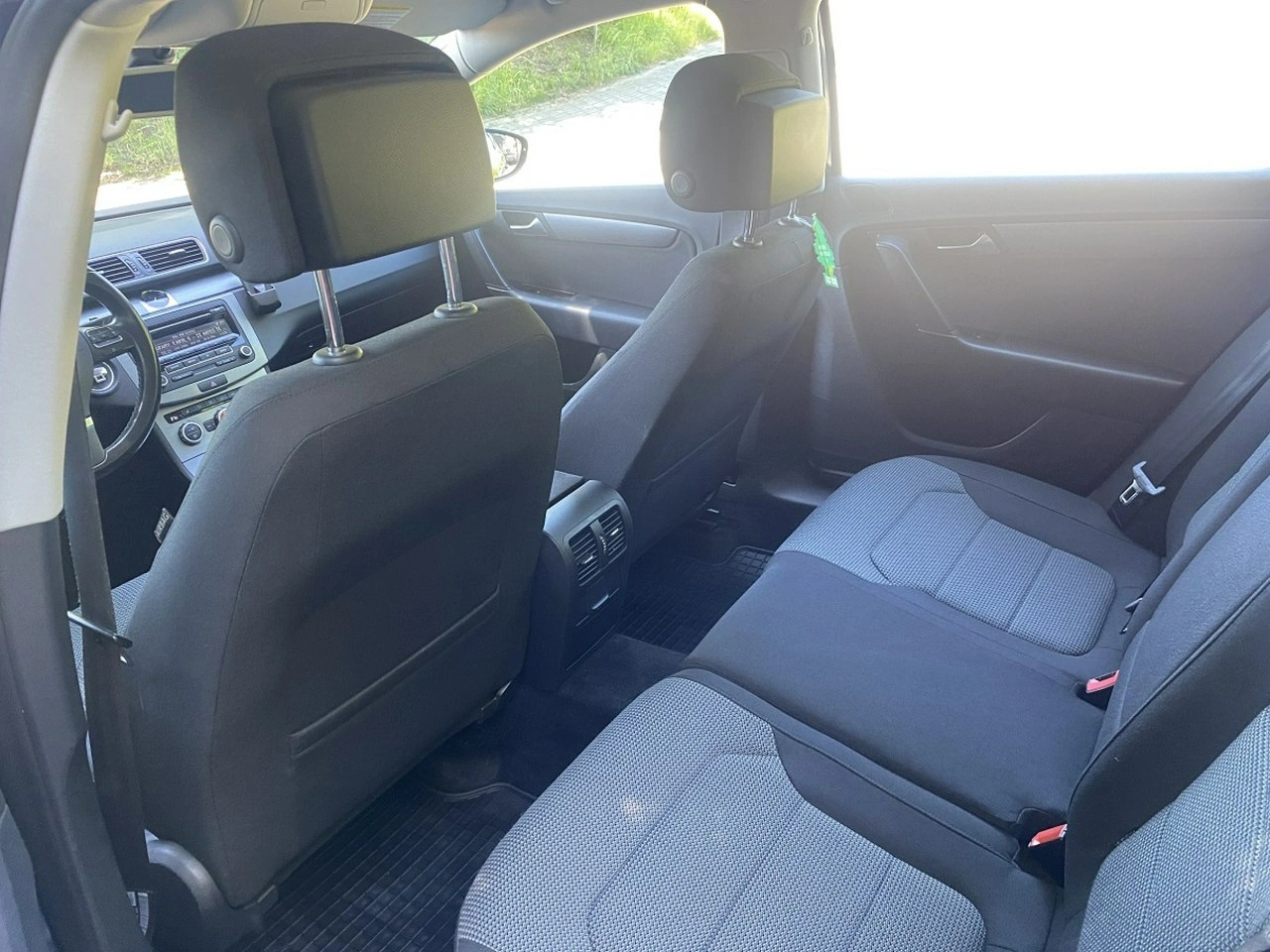 Volkswagen Passat - Zdjęcie 9