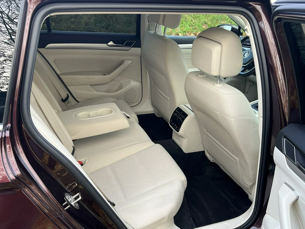 Volkswagen Passat - Zdjęcie 7