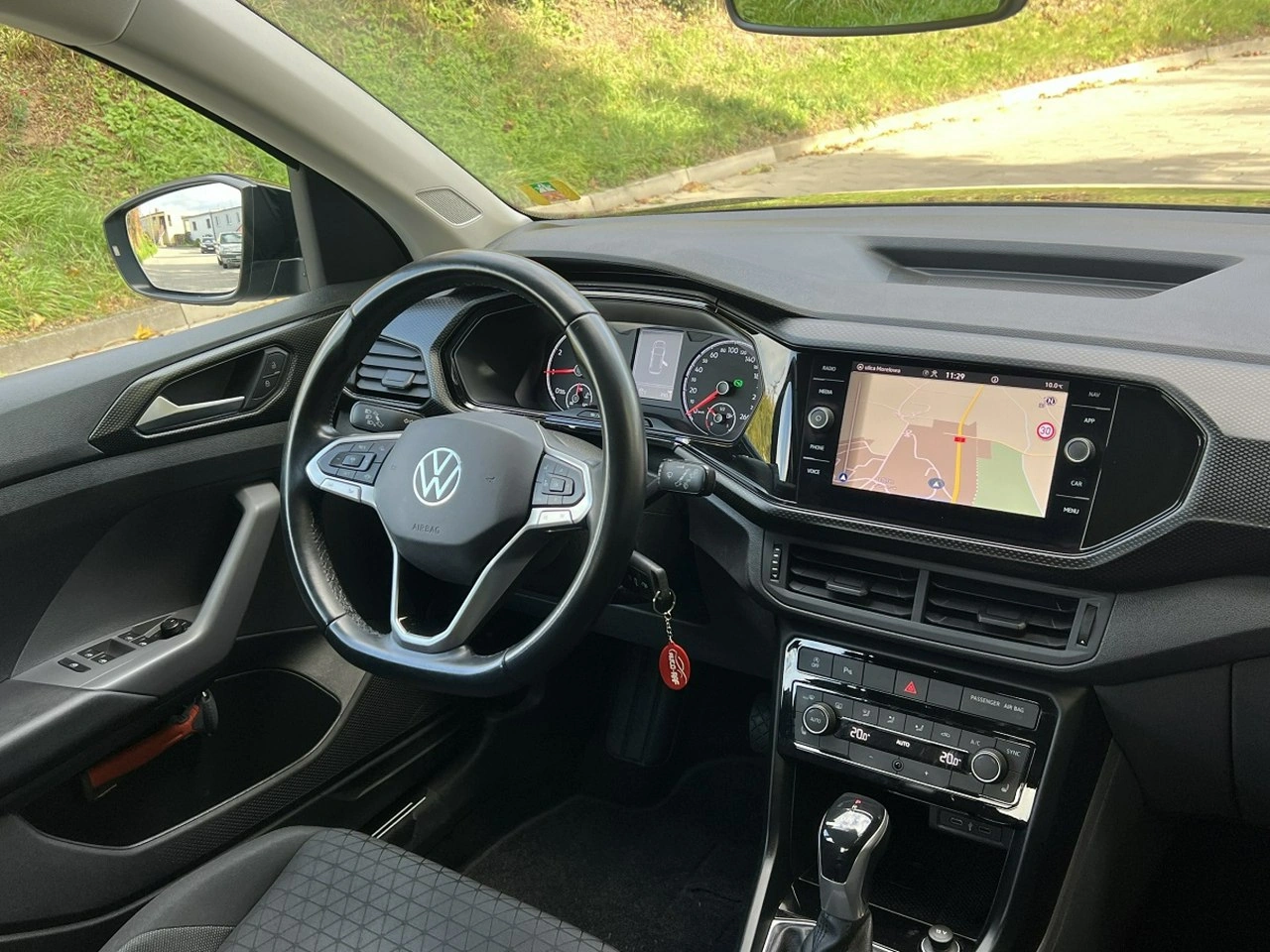 Volkswagen T-Cross - Zdjęcie 8