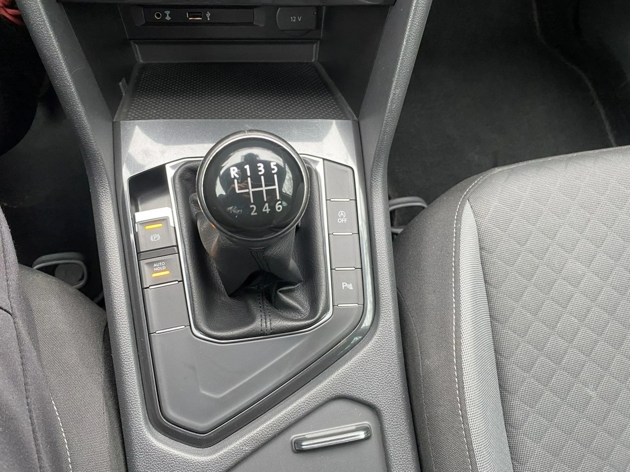 Volkswagen Tiguan - Zdjęcie 15