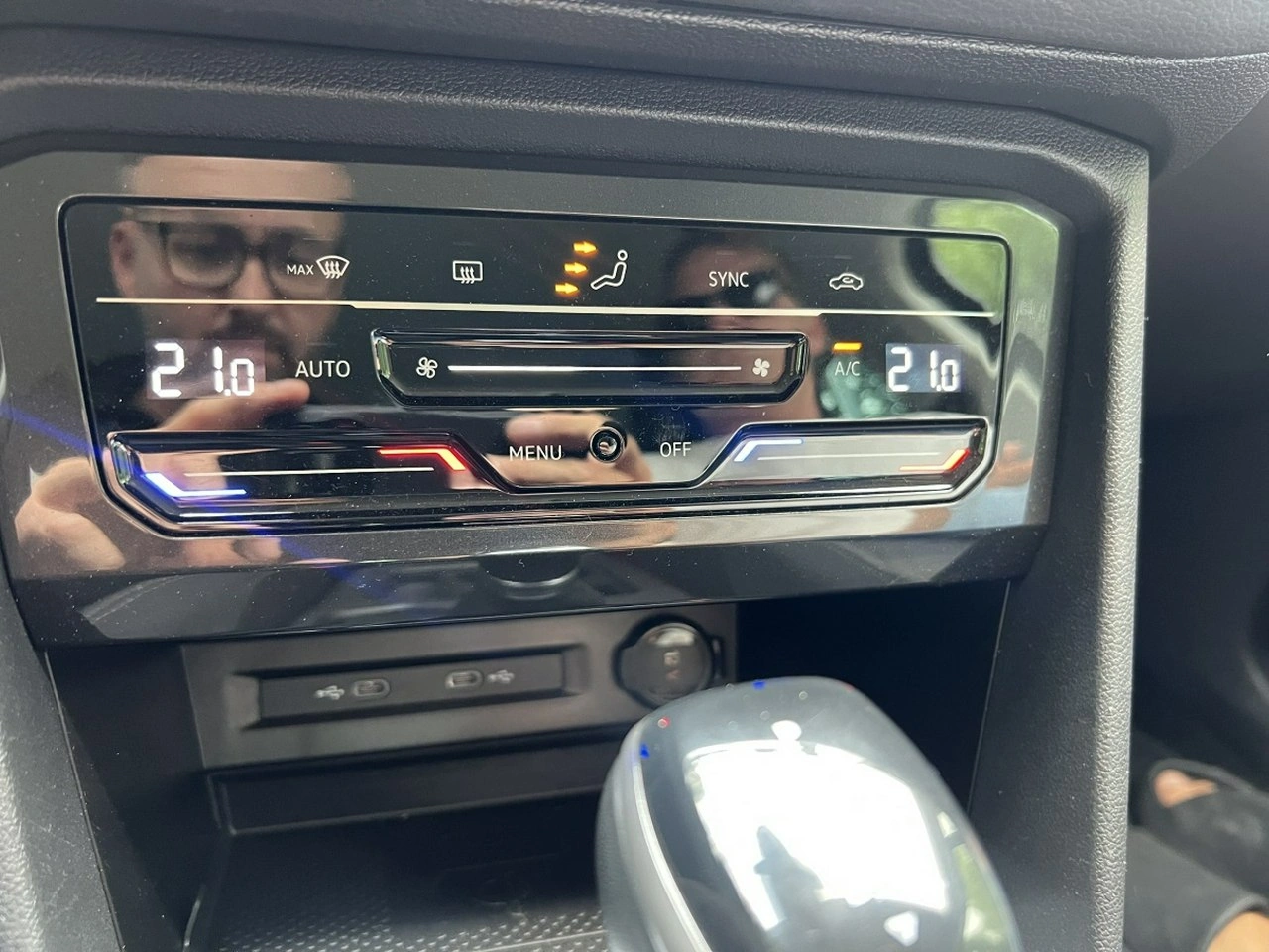 Volkswagen Tiguan - Zdjęcie 11