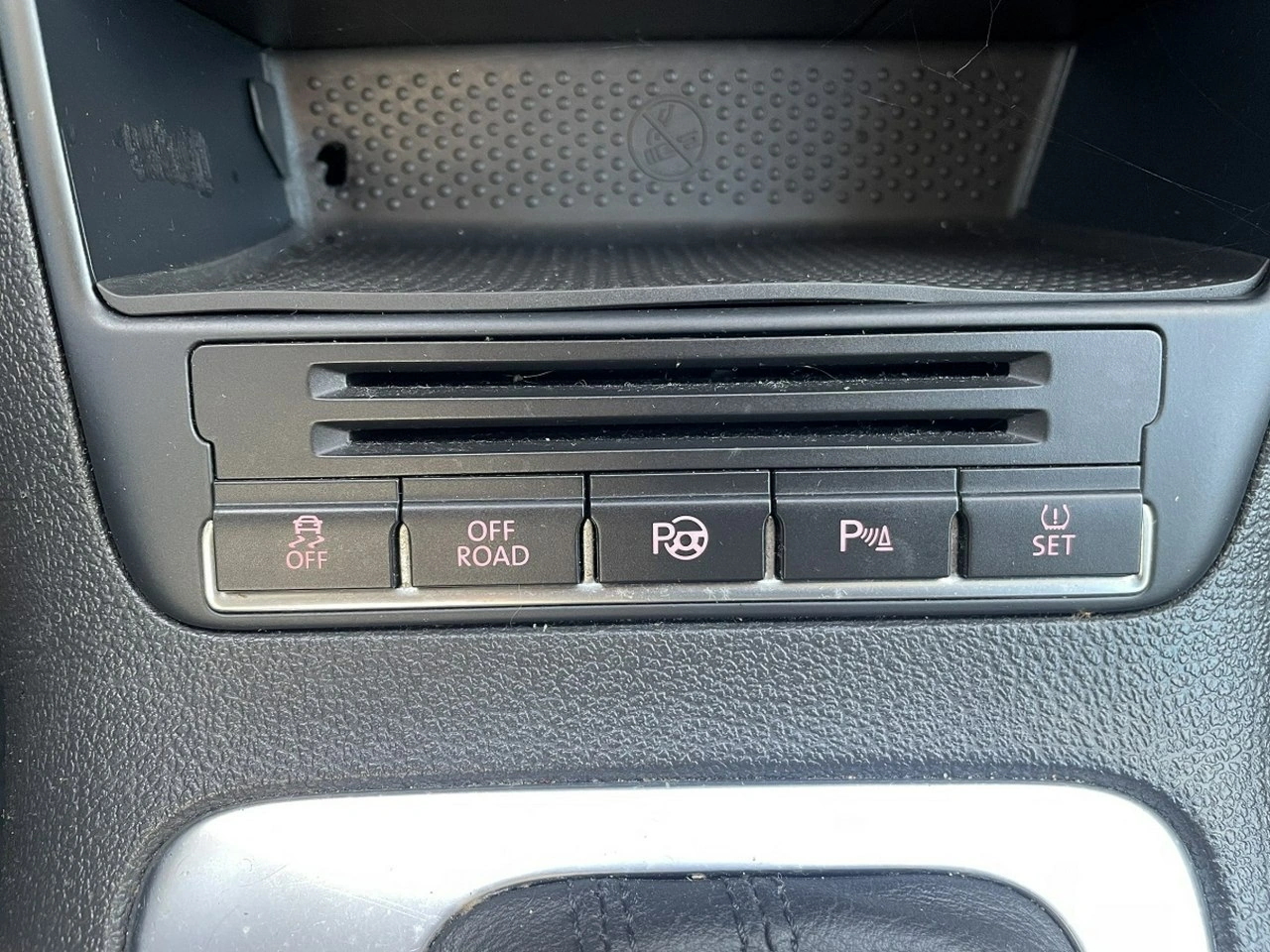 Volkswagen Tiguan - Zdjęcie 12
