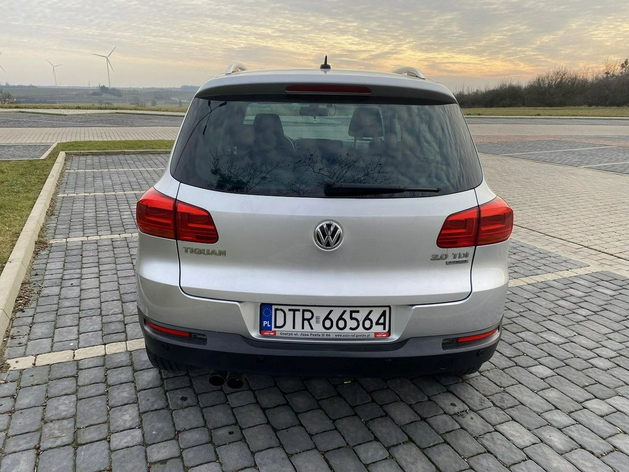 Volkswagen Tiguan - Zdjęcie 4
