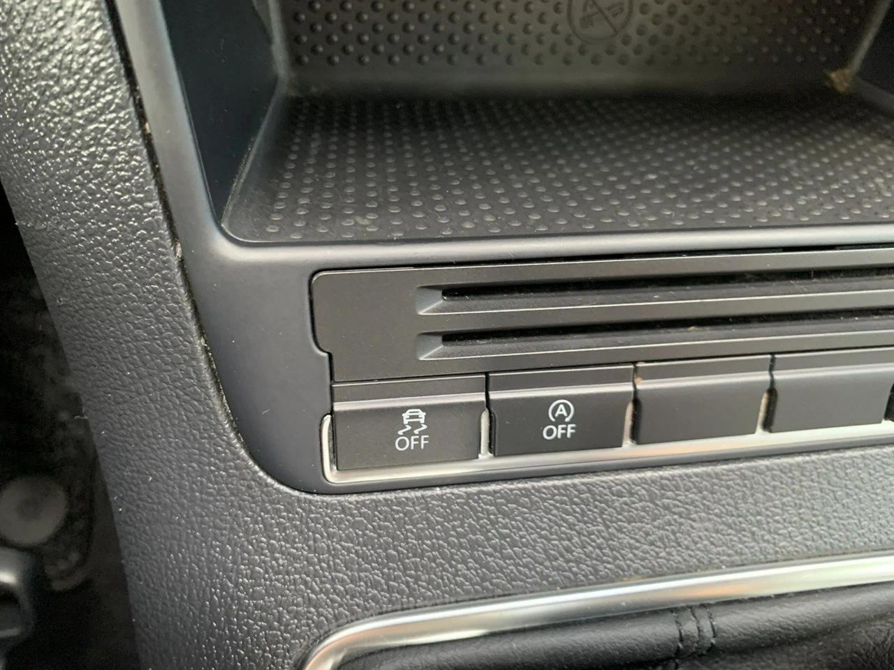 Volkswagen Tiguan - Zdjęcie 11