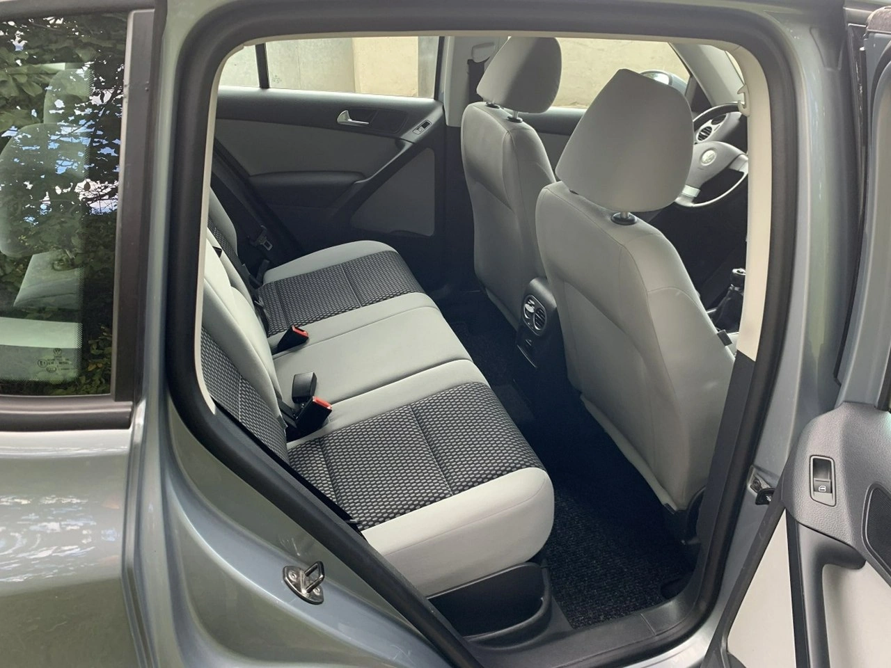 Volkswagen Tiguan - Zdjęcie 7