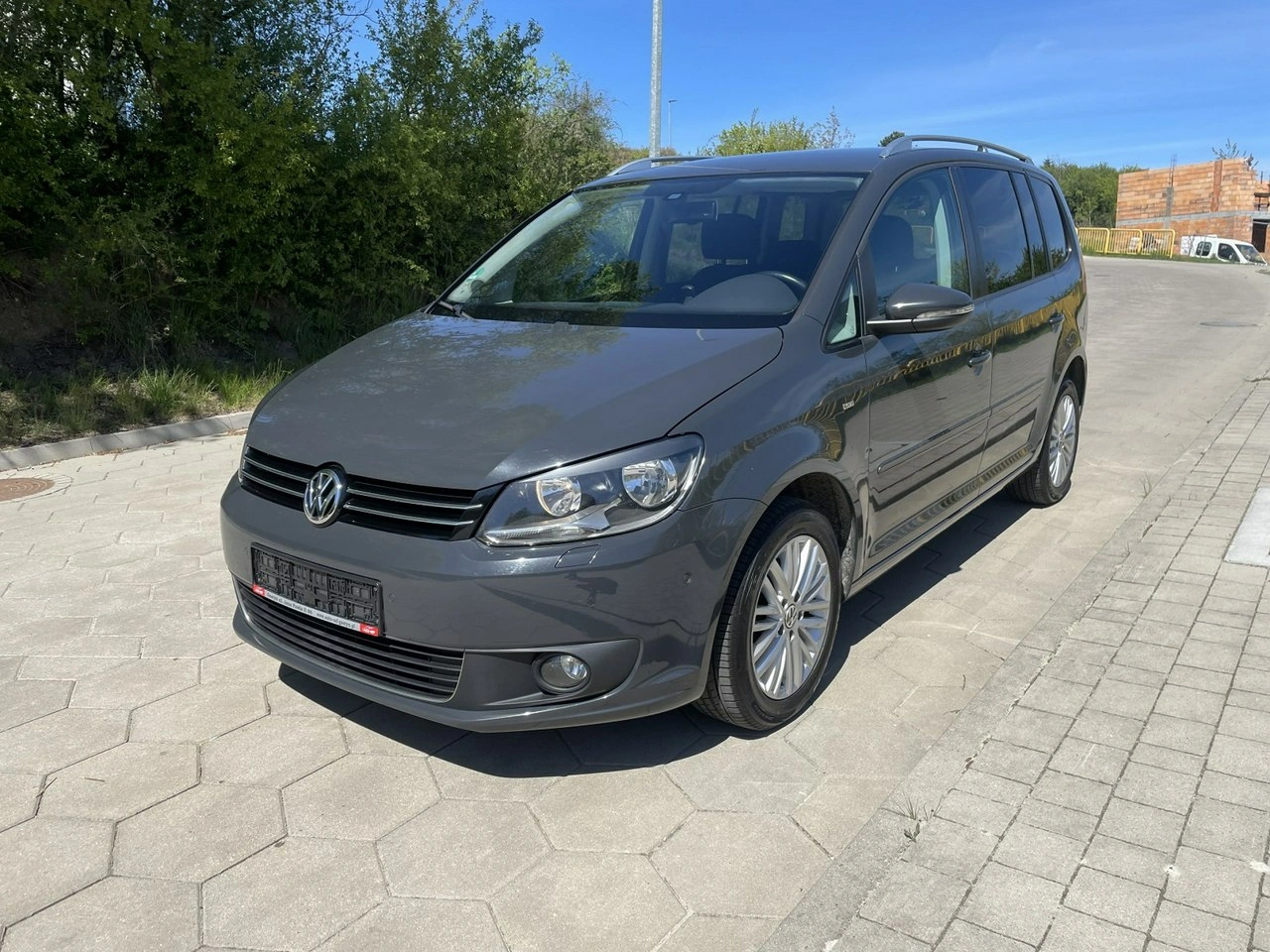 Volkswagen Touran - Zdjęcie 2