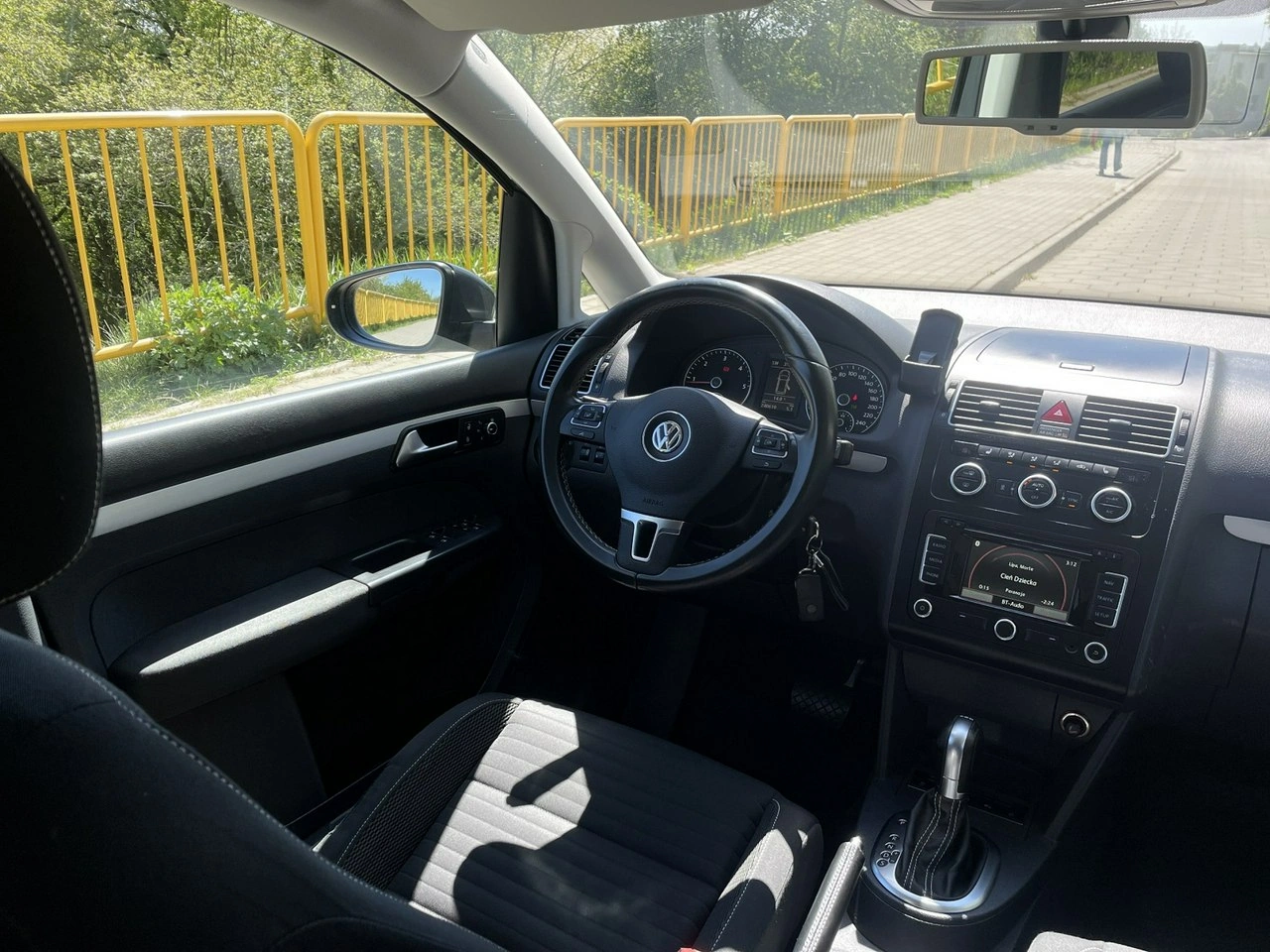 Volkswagen Touran - Zdjęcie 8