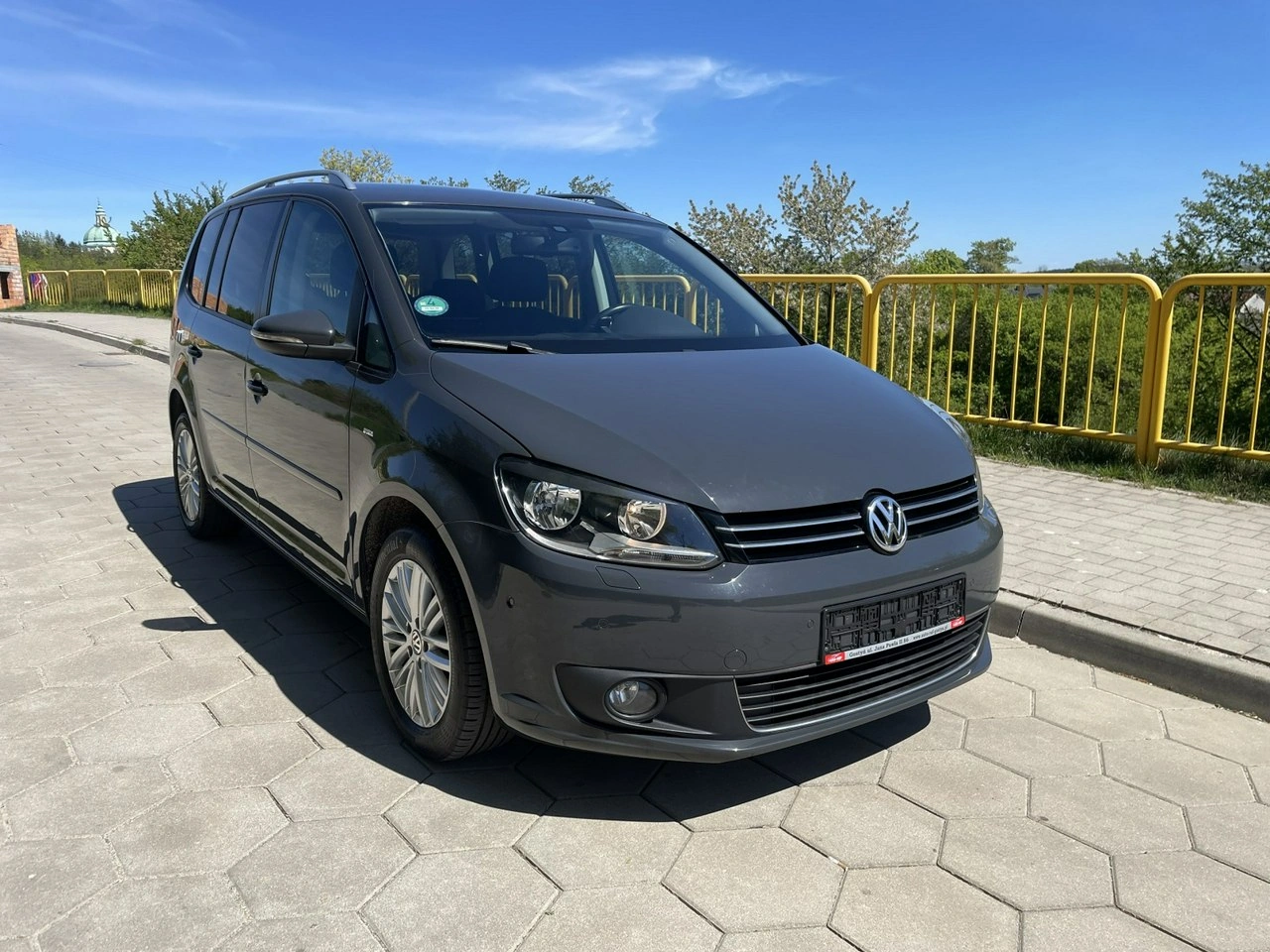 Volkswagen Touran - Główne zdjęcie
